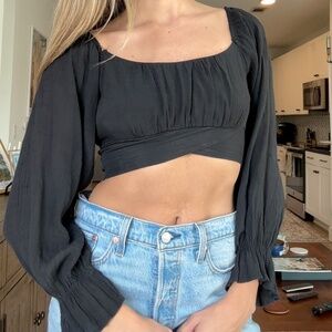 Altar'd State Top NWT Cherry Cropped Medium Sweetheart Neck Long Sleeves Ties